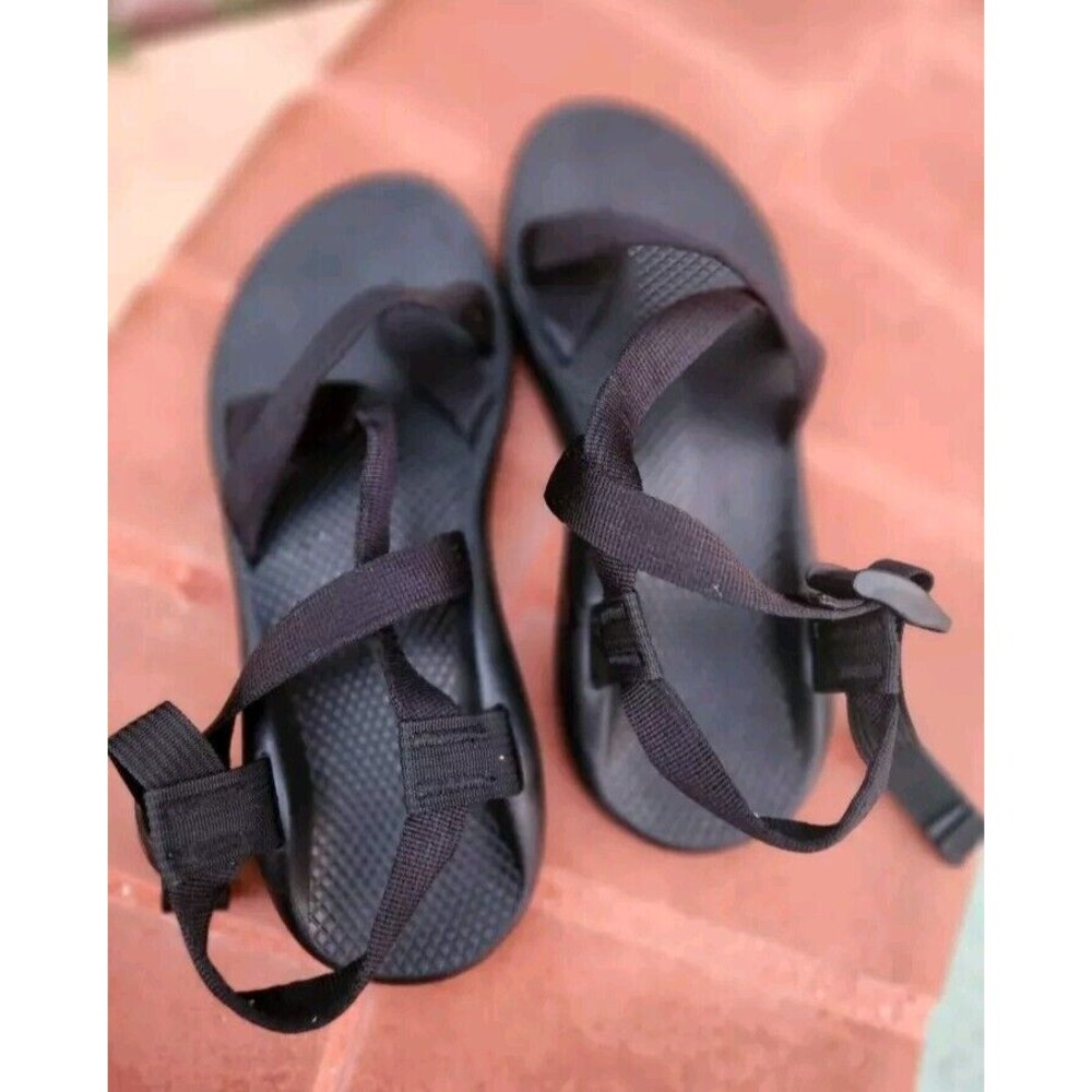 CHACO Classic Solid Black Strappy Sport Sandals Flat Size W10